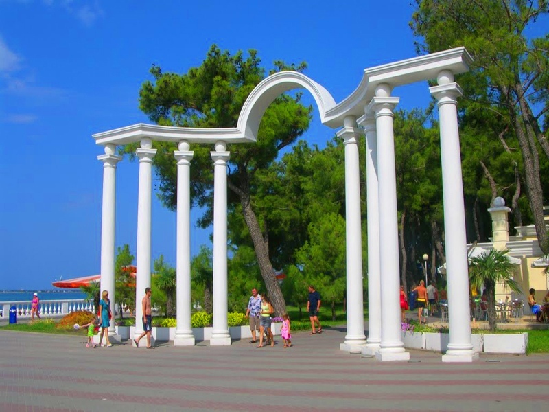 Арка любви, Геленджик