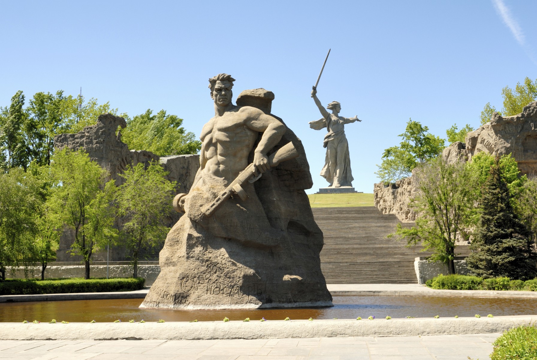 Главная скульптура комплекса Мамаев курган, Волгоград