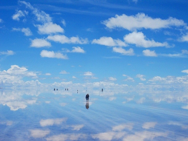 Turisty Na Solonchake Uyuni